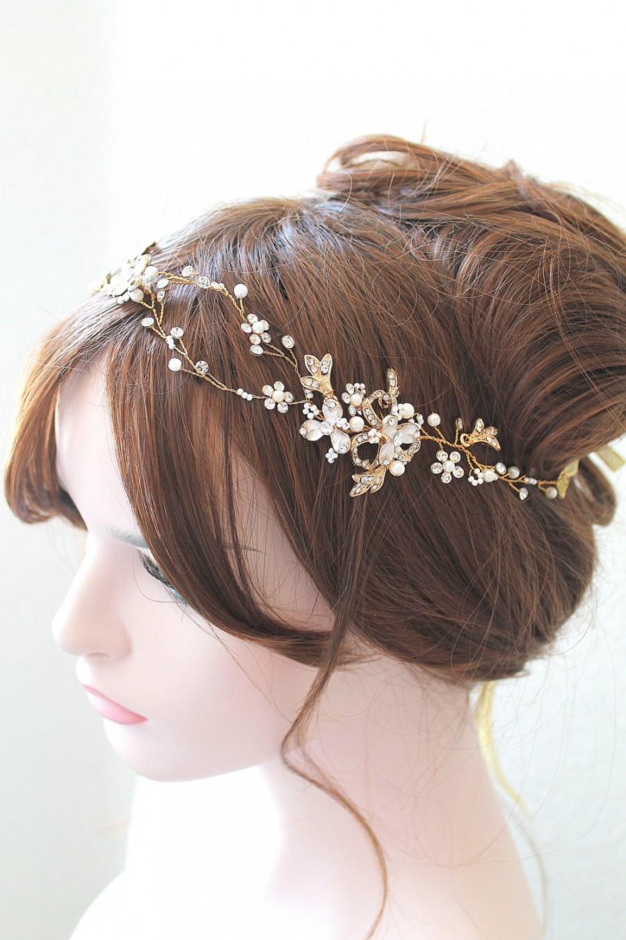 Mariage - Gold Leaf Vine Bridal Headpiece. Boho Silver Crystal Pearl Wedding Wreath. Halo Headband. Rhinestone Floral Hairpiece. TEREZ