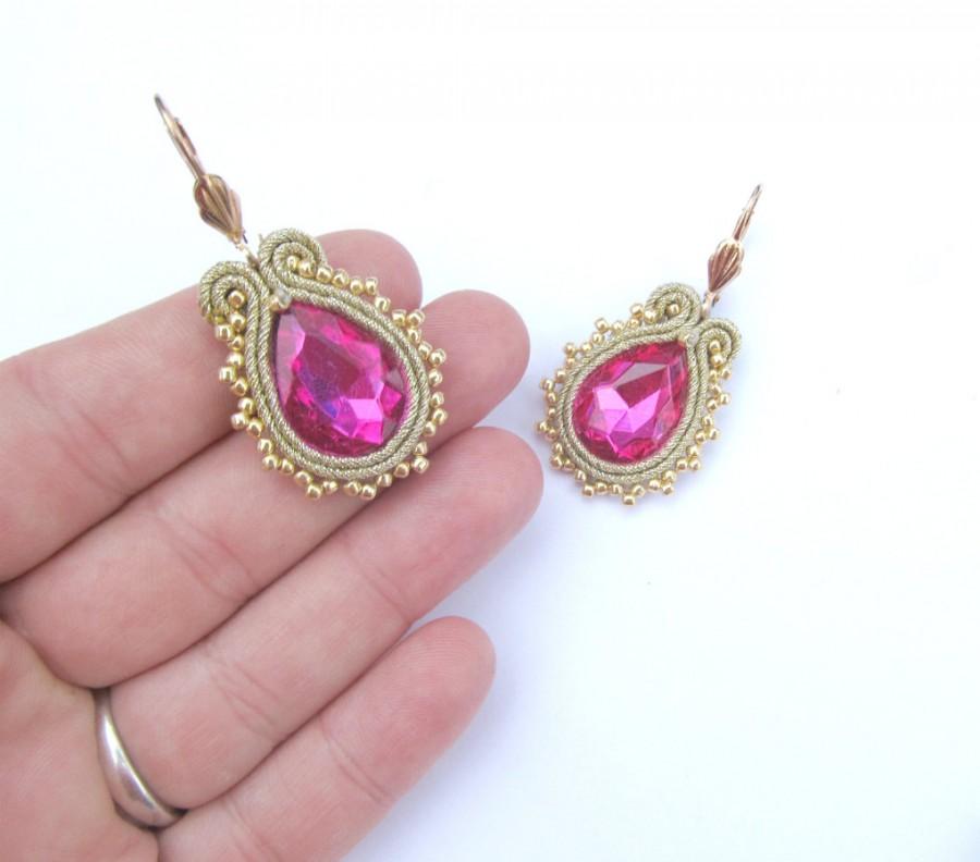 زفاف - Shabby Chic Bridal Rhinestone Drop Earrings - Fuchsia Pink and Gold Soutache Earrings for Bride