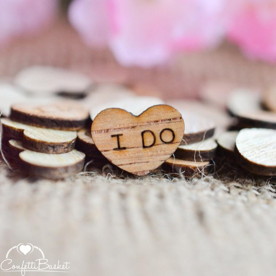 Hochzeit - 100 I Do Wood Hearts 1/2" - Rustic Wedding Decor - Table Confetti - Wooden Hearts - Wedding Invitations