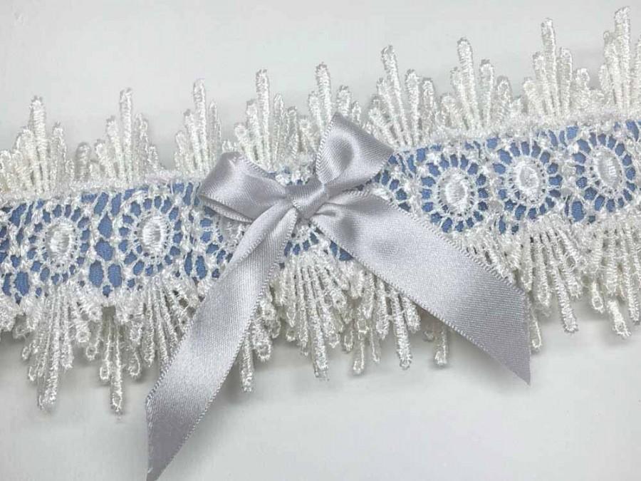 زفاف - Chantilly 'something blue'  lace bridal garter
