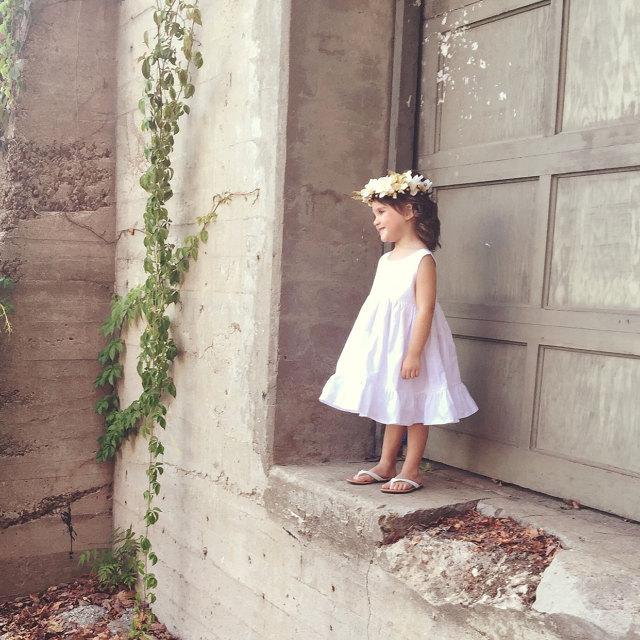 Свадьба - Flower Girl dress, Rustic Flower girl Dress, Boho Flower Girl Dress, White Flower girl dresses, Simple Flowergirl Dress, Flowergirl dress