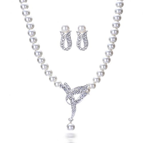 Hochzeit - Faux Pearl Crystal Choker Necklace Earrings Jewelry Set