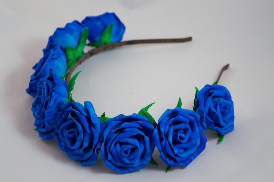 Свадьба - The blue rose  hair band foam wreath gift for girl and woman floral boho wedding couronne fleur accessory for a photo shoot rustic bride