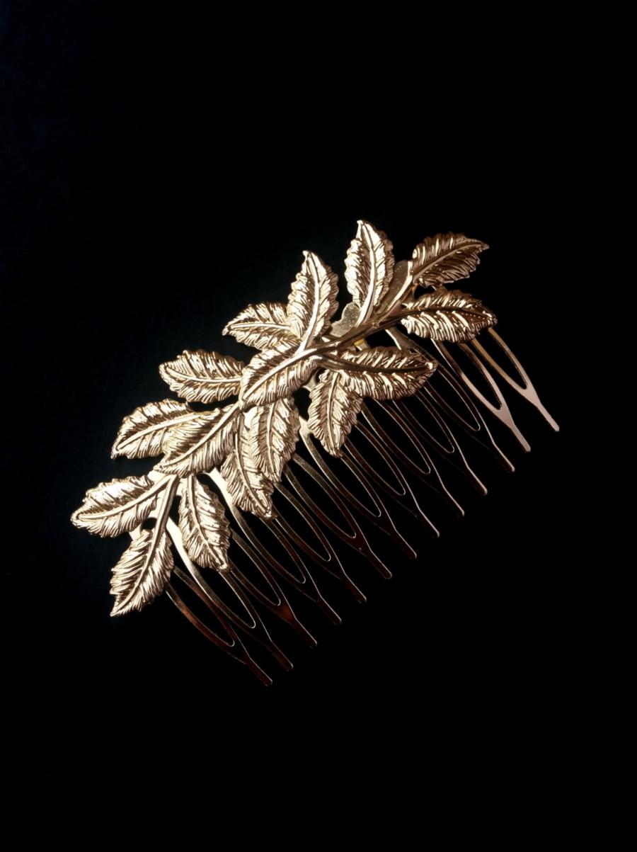 Gold Leaves Hair Comb, Leaf Design, Floral Branch Delicate Bridal
