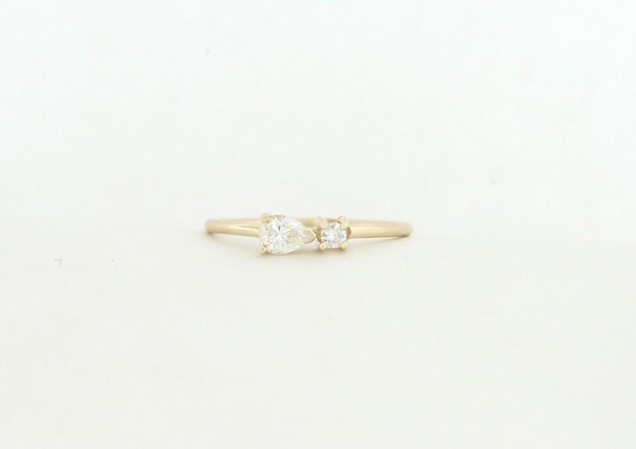 Свадьба - Pear Shape Diamond Engagement Ring Set with Round Brilliant Cut Diamond On the Side