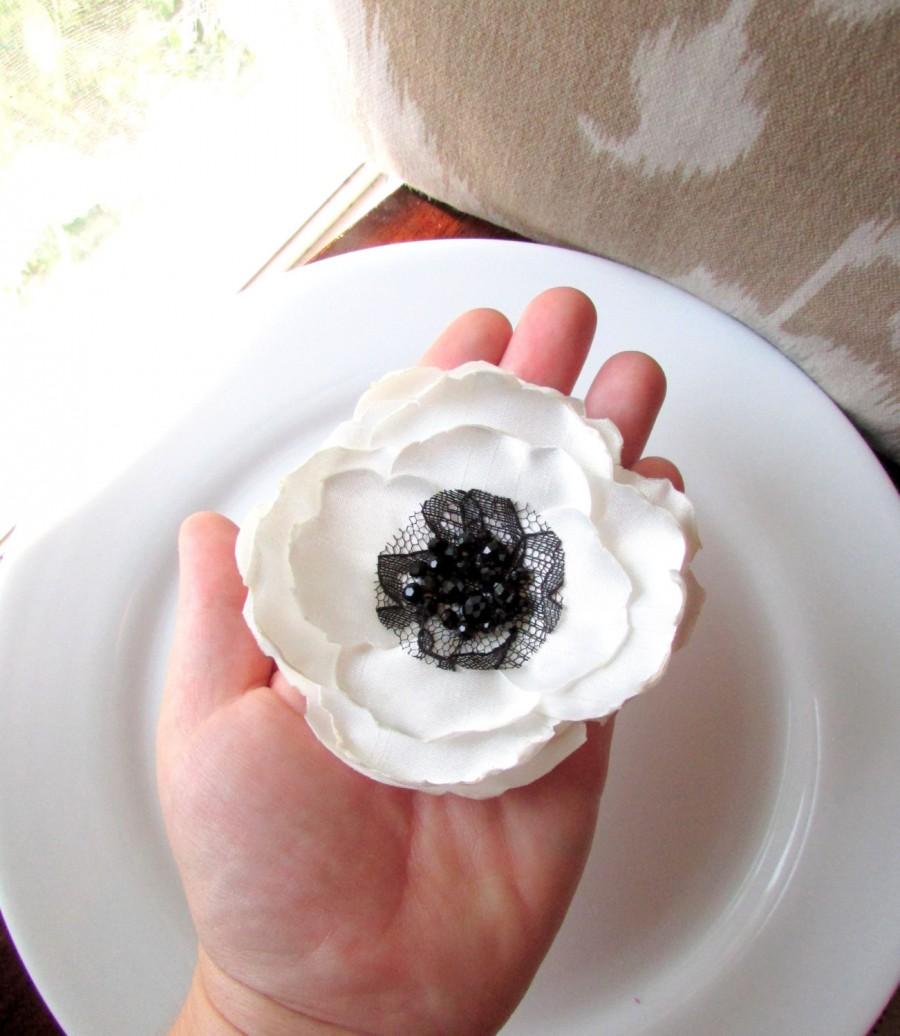 زفاف - White Poppy Flower Brooch, Black and White Floral Jewelry, White Poppies Wedding, Artificial Silk Flower Pin, Broach Floral Pins Women