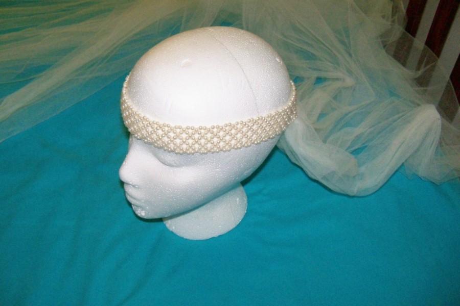 Mariage - Handmade Veil Wedding Bridal Off White Ivory Tulle Ruched Edge Gatsby Flapper Church Wedding Cathedral Length