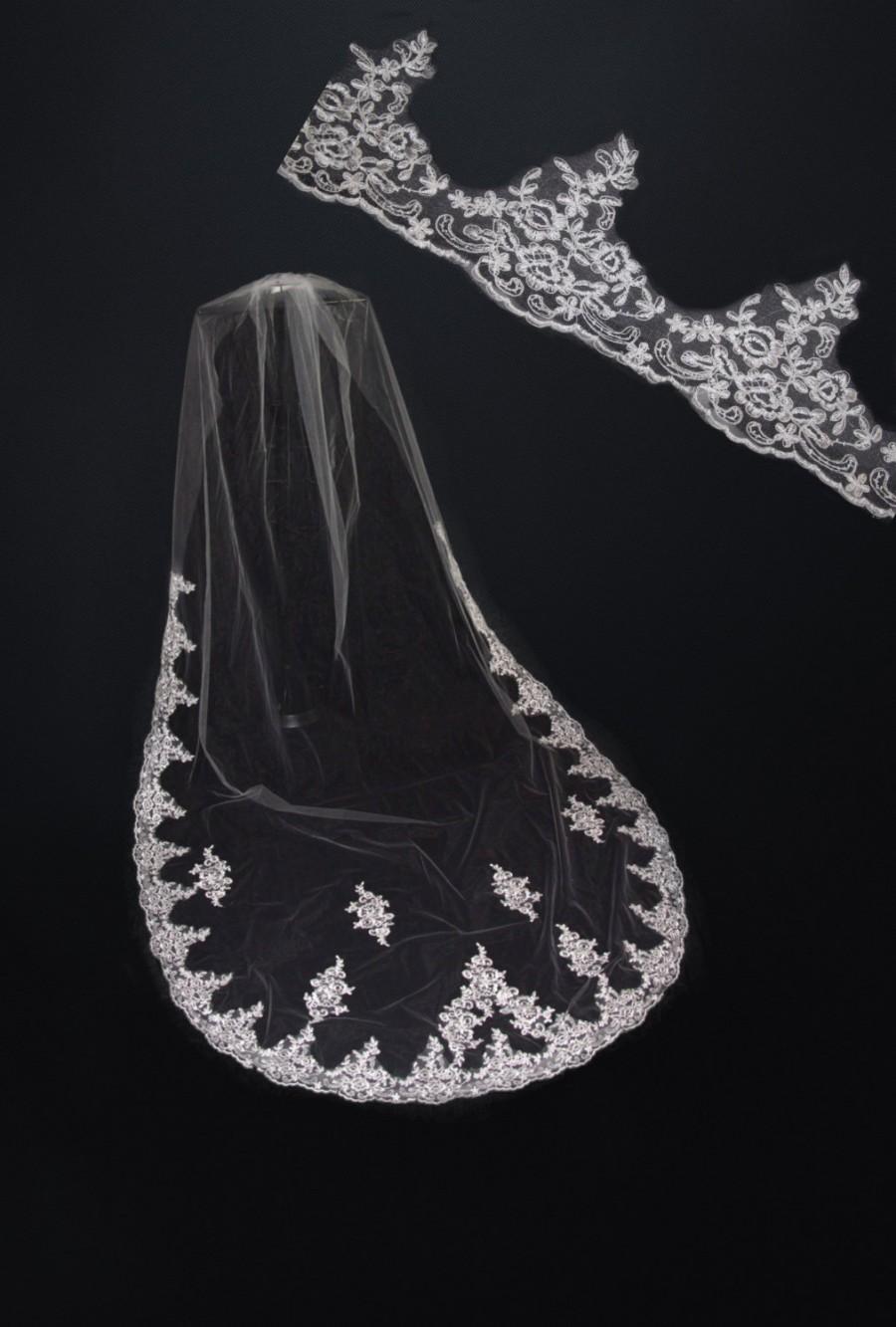 زفاف - Last one! 25% off cathedral lace wedding veil, *DISCONTINUING* white, 9 feet long, elegant, vintage, cheap, one tier with clip