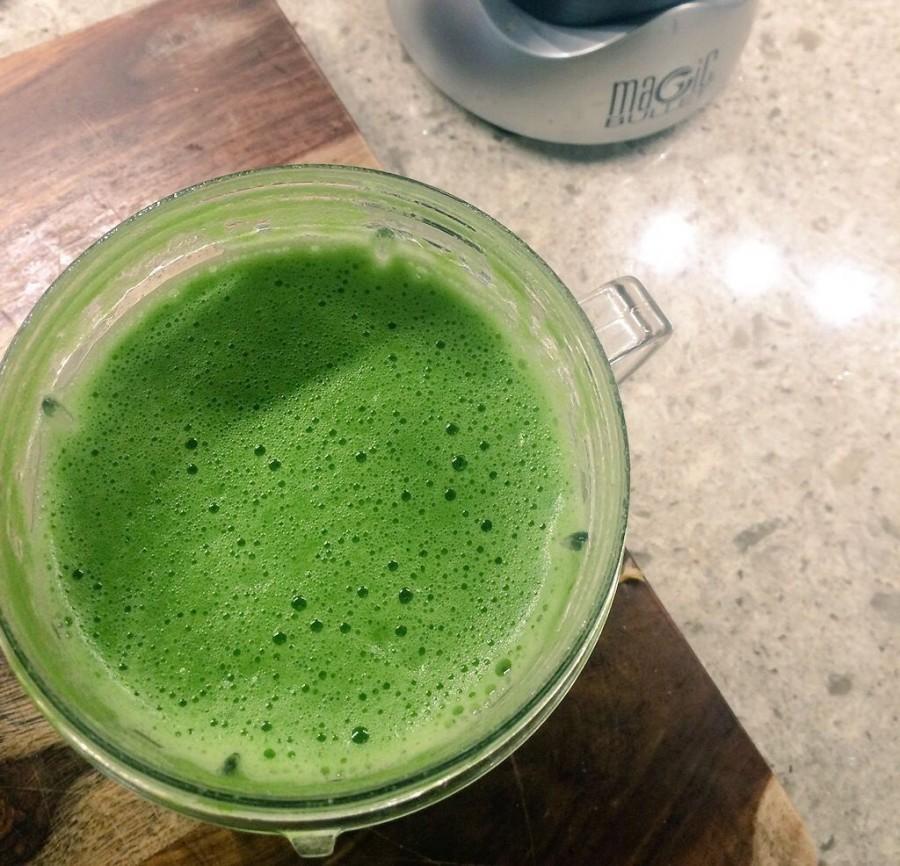 Hochzeit - Daily Greens Juice to Help Clear Skin and Brighten Complexion - Ladiestylelife.com