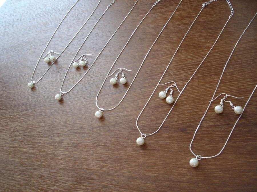 زفاف - 5 Bridesmaid Gift Single Pearl Jewelry Sets  - Necklace and Earrings, weddings, bridesmaid jewelry, Bridesmaid Gift, set of 5