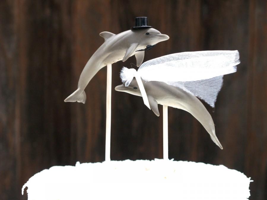 Hochzeit - Dolphin Cake Topper for your Beach Wedding, Bride & Groom, Sea, Nautical, Ocean