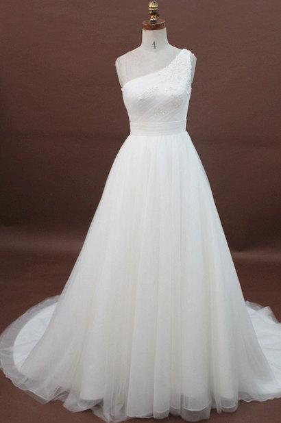 Hochzeit - One Shoulder Ruched A-Line Wedding dress with Beading and Train