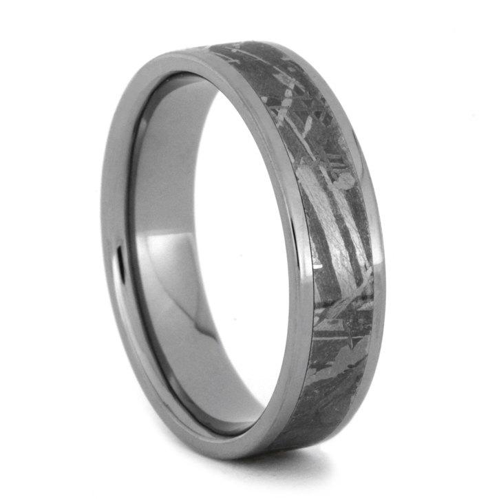 Mariage - Titanium Wedding Band, Gibeon Meteorite Ring, Unique Ring from Space