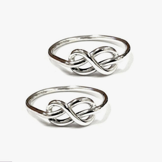 Свадьба - Infinity Best Friends Ring Set Two Sterling Silver Bridesmaids Rings And Gifts Silver Rings