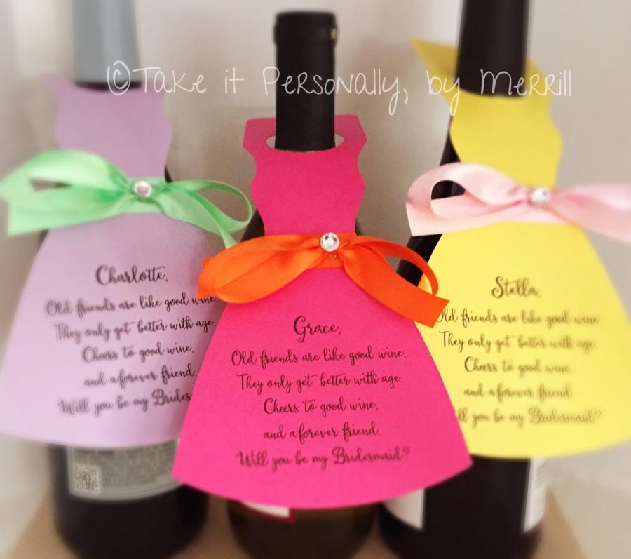 Hochzeit - Will you be my bridesmaid wine bottle hang tag wine bottle tag wedding cards personalized and printed