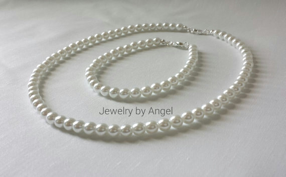 Hochzeit - READY TO SHIP - Simple Pearl Flower Girl Necklace and Bracelet Set  Baby Pearl Necklace Wedding Jewelry Children Jewelry