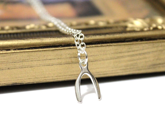 Hochzeit - Tiny Silver Wishbone Necklace, Sterling Silver Wishbone Necklace, Dainty Good Luck Charm, Everyday Simple Minimalist Jewelry, Wishbone Charm