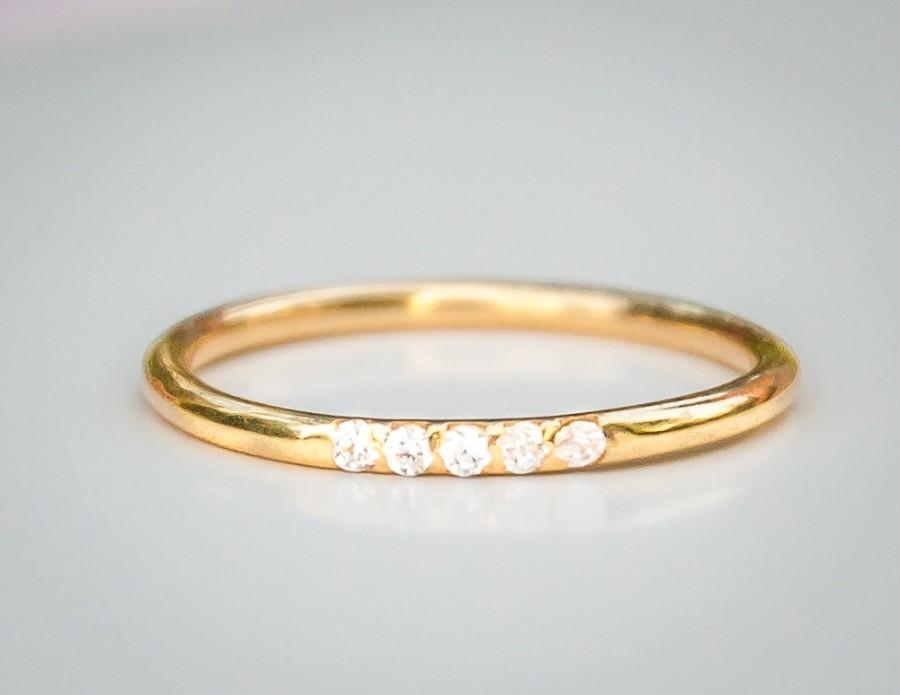 solitaire diamond thin simple band