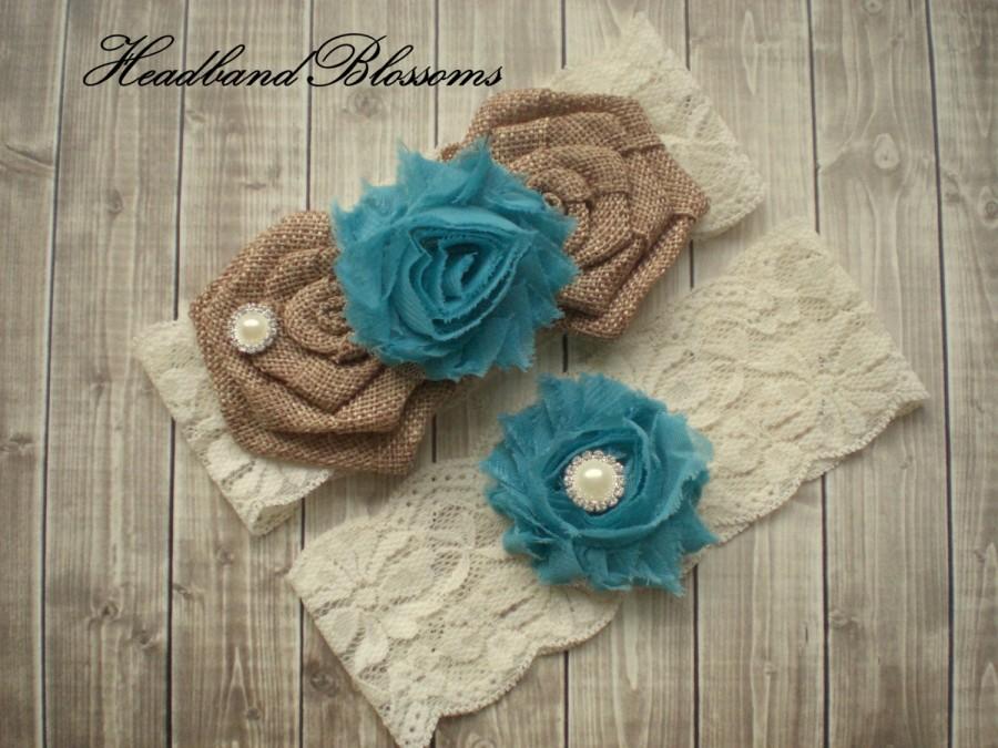Свадьба - TURQUOISE Bridal Garter Set - Keepsake & Toss Garters - Burlap Chiffon Flower Pearl Ivory Lace Garters - Rustic Wedding - Something Blue