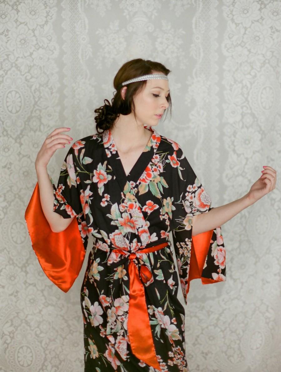 زفاف - 4 custom knee length floral "Haiku" sleeve robes or bridal dressing gowns. Made to order floral kimono robe, bride robe or wedding day robe.