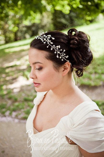 زفاف - Wedding hair accessory - bridal crown - crystal beads and pearls