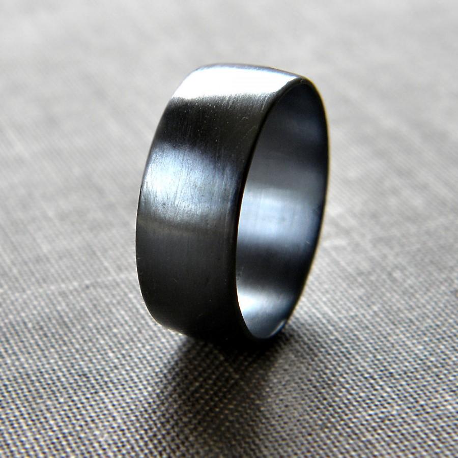 زفاف - Mens Band, Brushed 8mm Men's or Unisex Oxidized Recycled Metal Argentium Sterling Silver Wide Ring - Made in Your Size
