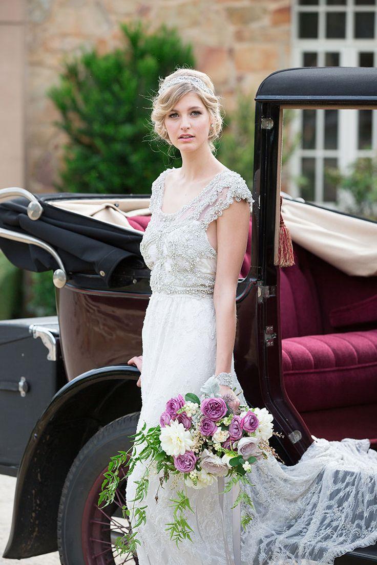 Hochzeit - 22 Stunning Wedding Dresses For Every Bridal Style