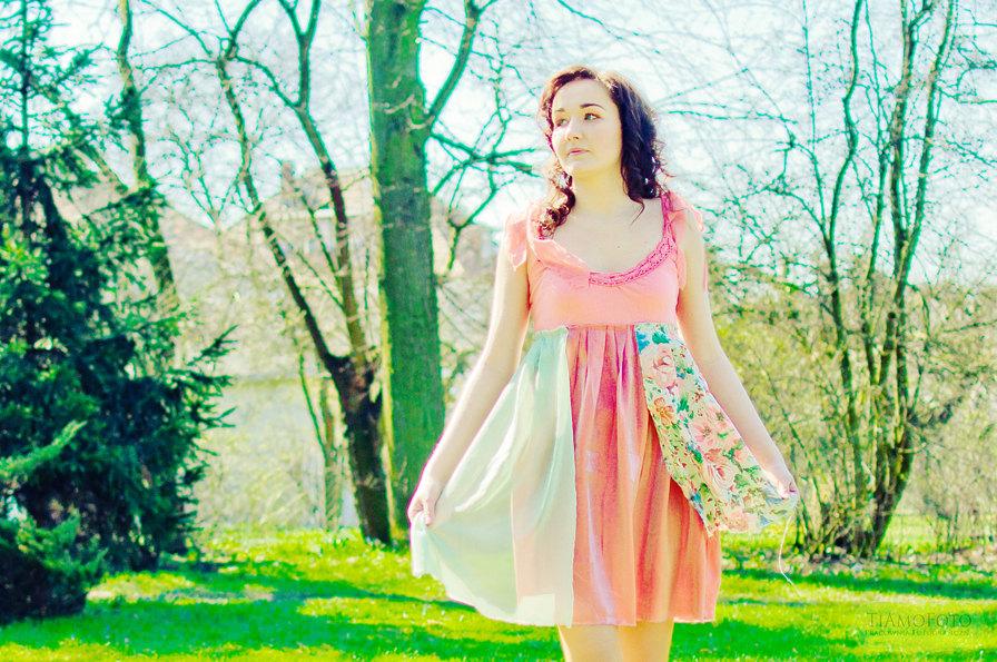 Свадьба - Upcycled Wedding Bridesmaid Dress Coral Pink Green Floral Print Short Tattered Repurposed Recycled