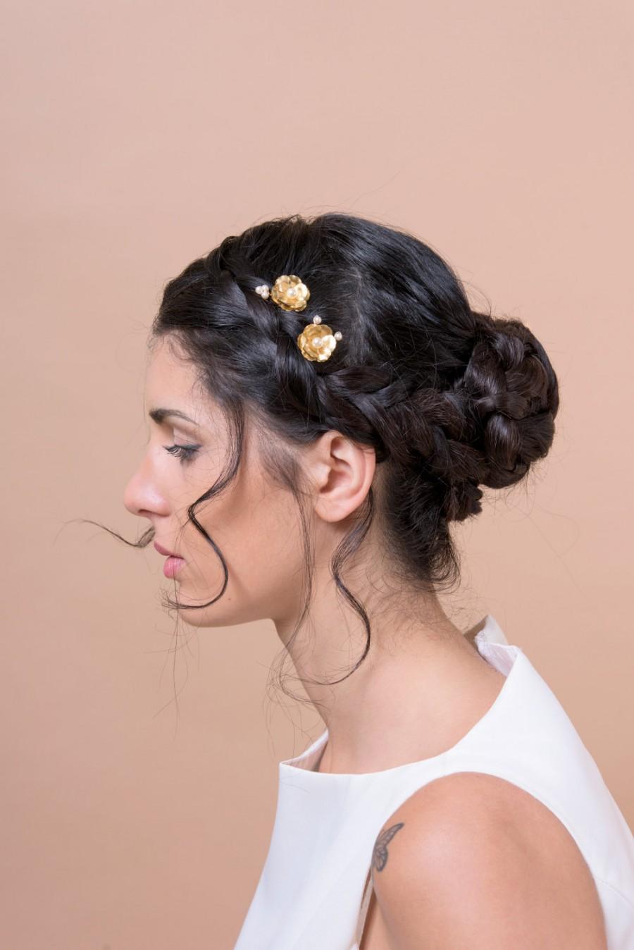 Hochzeit - Golden or silver tones flower bobby pins with pearls, wedding, bridal, bridesmaids