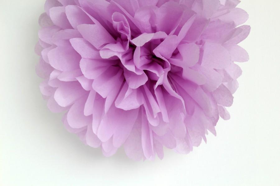 Hochzeit - Purple Tissue Paper Pom Poms- Wedding, Birthday, Bridal Shower, Baby Shower, Party Decorations, Garden Party