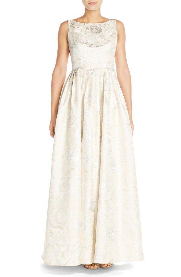 Hochzeit - 50 Gorgeous Wedding Dresses You Won't Believe Cost Less Than $1,000