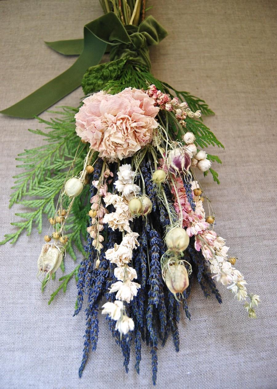 Mariage - Blush and Lavender Cedar Forest Lavender Farm Natural Bridal Wedding Bouquet