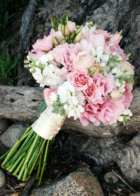 Mariage - 12 Best Flowers For A Summer Wedding
