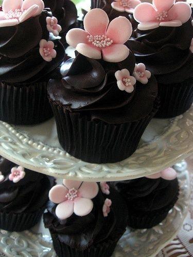 Свадьба - Cherry Blossom Cupcakes