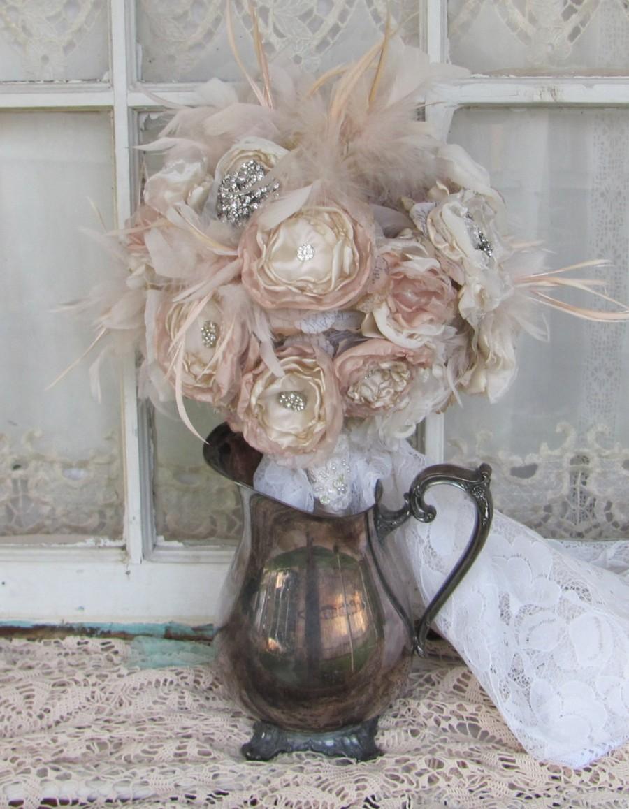 Hochzeit - Brooch Bridal Bouquet, Fabric Flower Bouquet Gatsby wedding Vintage styled Shabby Rustic Bouquet Alternative feather bouquet