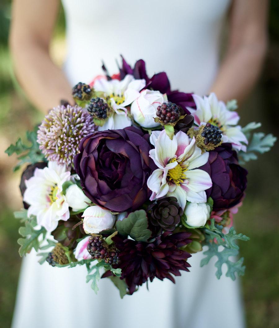 Mariage - AMAZING Lilac Plum Wedding Silk Succulent, Peonies, Dahlias and Berries Silk Flower Bride Fall Rustic Bouquet