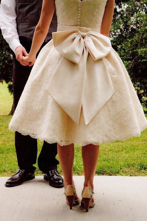 Свадьба - Top Vintage Style Wedding Dresses 2015