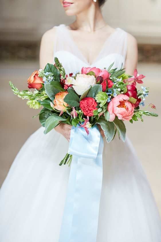 Mariage - A New York City Wedding: Classic Meets Color!