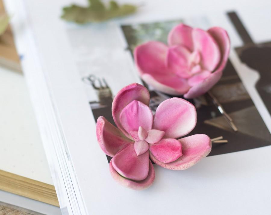 زفاف - Succulent hair piece - hair accessories - floral hair pins - succulent wedding - flower bobby pin - floral hairpiece - pink fuchsia