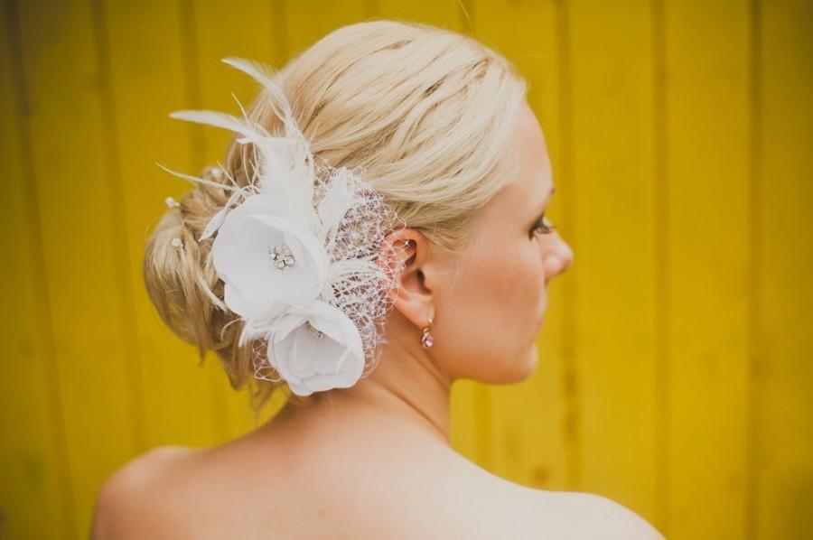Wedding - Bridal hair flower, Fabric flower, Bridal headpiece, Flower with feather, Bridal veil, Handmade fabric flower, White Wedding