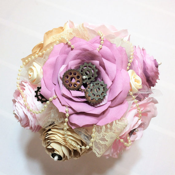 Свадьба - Steampunk vintage bouquet, Paper flower bouquet, Alternative vintage themed bouquet, Cogs gears and lace bridal bouquet, Dusty Rose bouquet