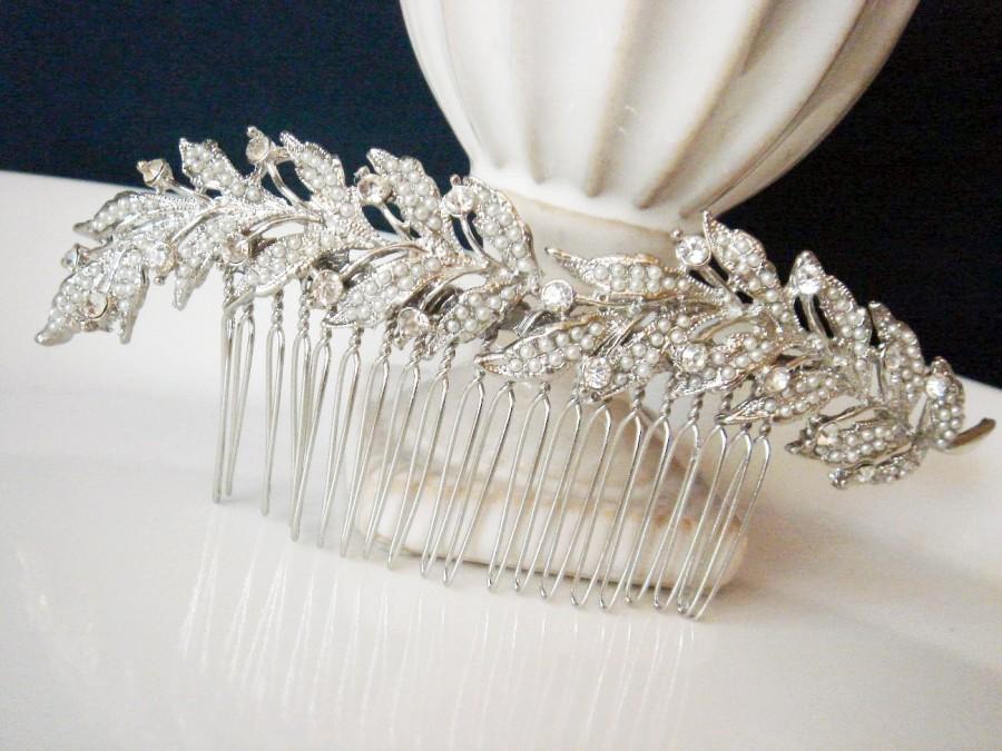 Hochzeit - Fion Long Leaves and Vine Pearl Hair Comb - Leaf Hair Comb - Forest Wedding - Bridal Fascinator - Romantic Accessory - Fion - Gift Under 50