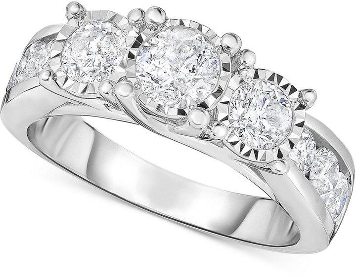 Свадьба - TruMiracle® Diamond Three-Stone Engagement Ring (2 ct. t.w.) in 14k White Gold