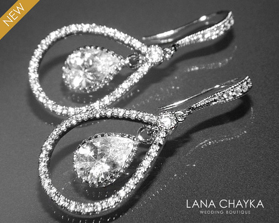 Mariage - Bridal Cubic Zirconia Earrings Clear CZ Sterling Silver Wedding Earrings Chandelier Sparkly Bridal Earrings Wedding Jewelry Bridal Jewelry