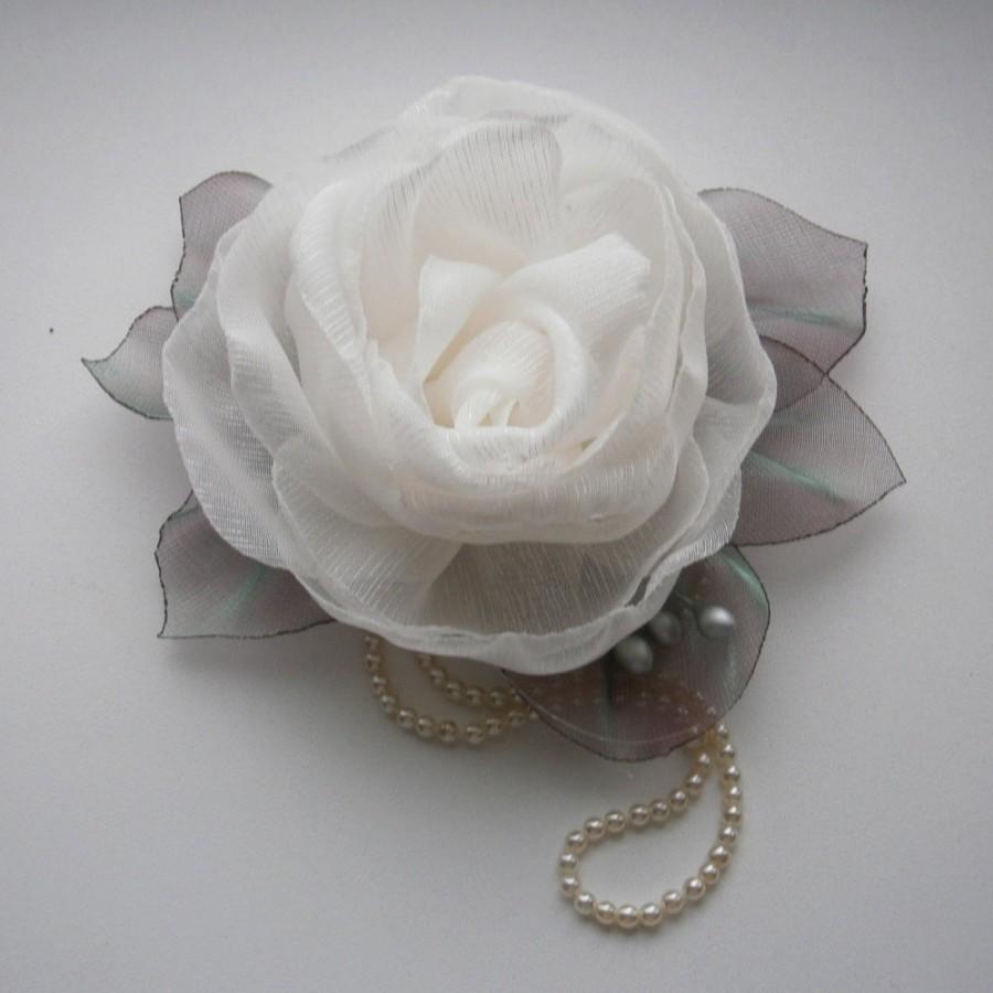 Hochzeit - Ivory Wedding , Bridal Flower, Bridal Hairpiece, Wedding Hair Accessories, Organza Bridal Hair Clip, Ivory Rose hair flower, Grey Petals