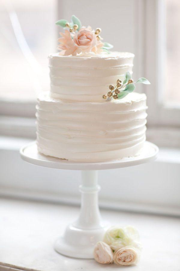 Hochzeit - 10 Simply Sweet Cakes