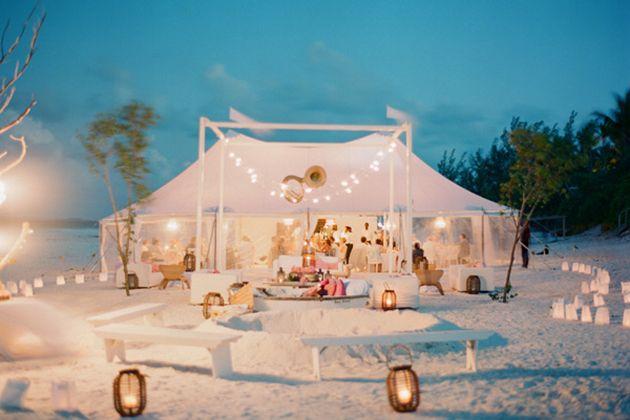 Hochzeit - 5 Things Every Bride Can Learn From This Beach-Chic Bahamas Wedding