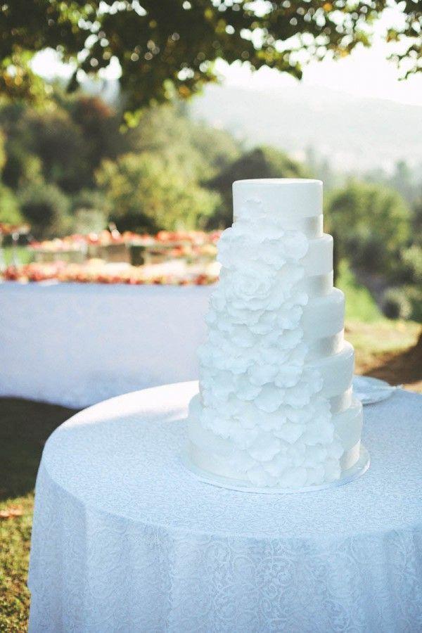Свадьба - Ivory And White Italian Wedding At Vigna Chinet