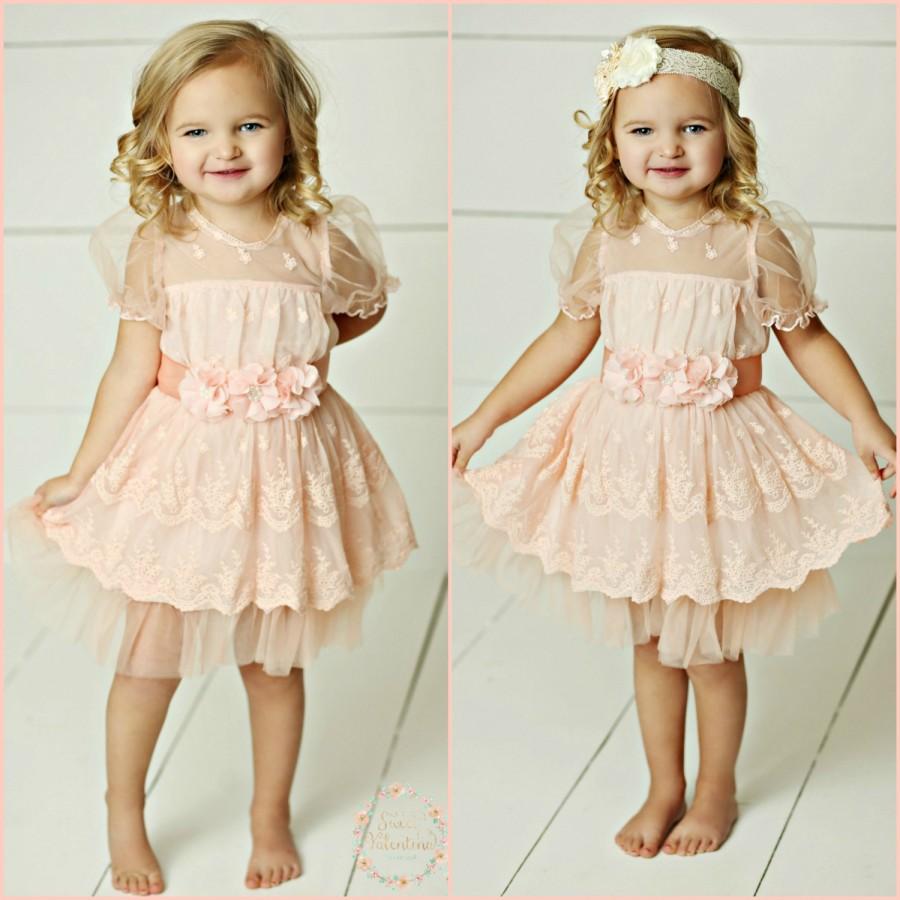 Hochzeit - Girls dress, lace flower girl dress, girls lace dress,  flower girl dress, birthday dress,Easter dress, Pink/Off white dress girl dress.