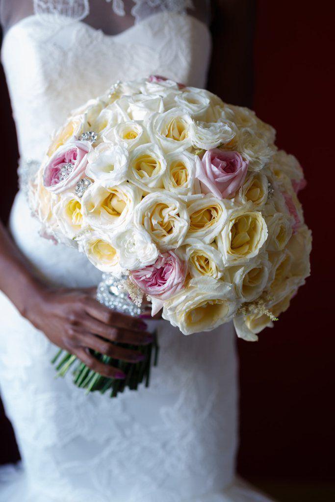 Hochzeit - Classic Virginia Wedding Filled With Rose Quartz And Serenity